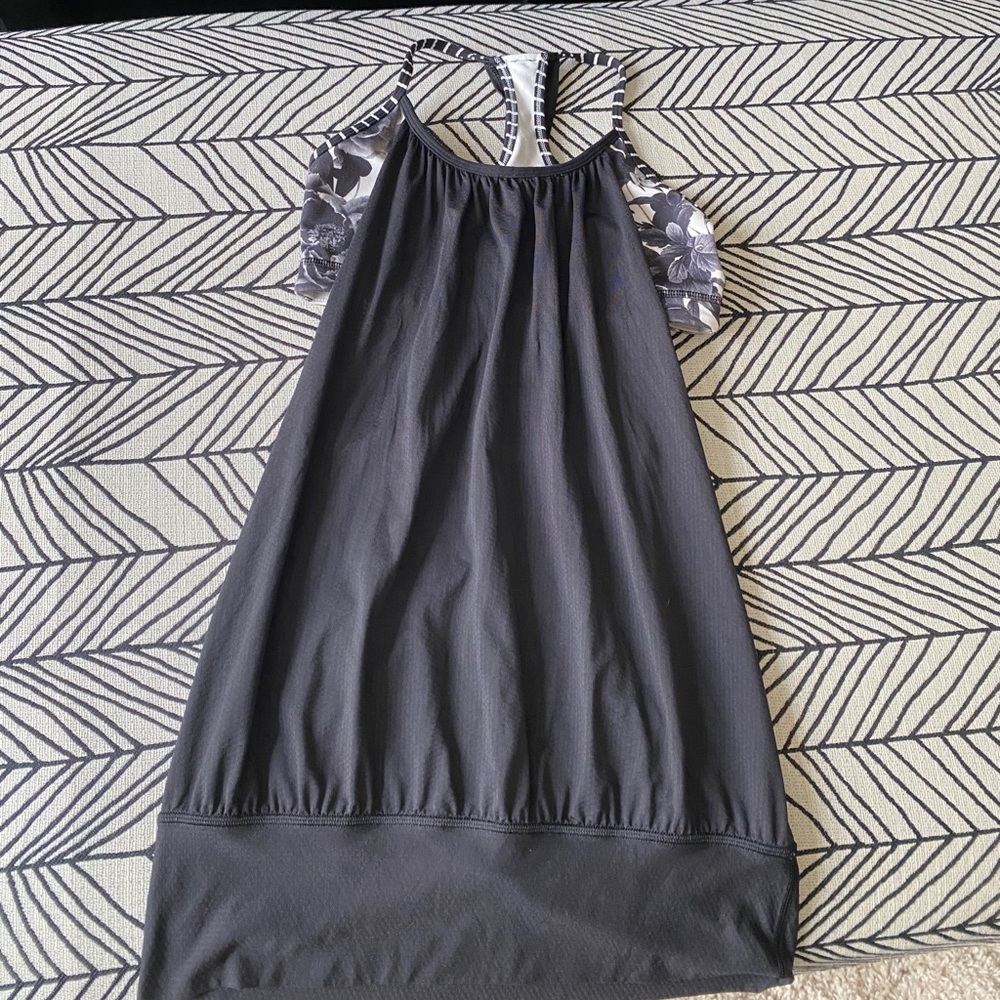 **SOLD** no limits lululemon tank top